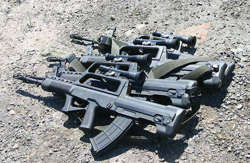  p>95式自动步枪(简称 a target="_blank" href="/item/95式/1731726"