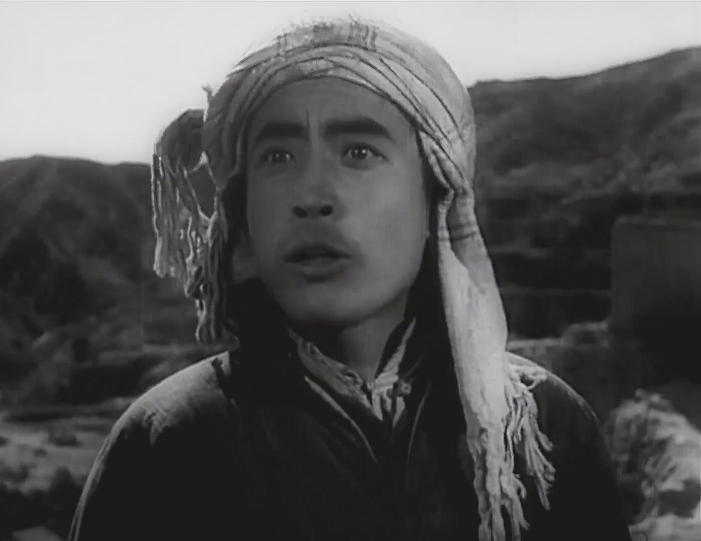 《吕梁英雄》是由 a target="_blank" href="/item/北京电影制片厂