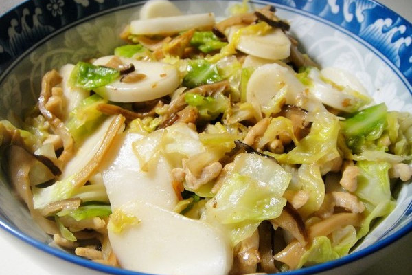 包菜炒年糕