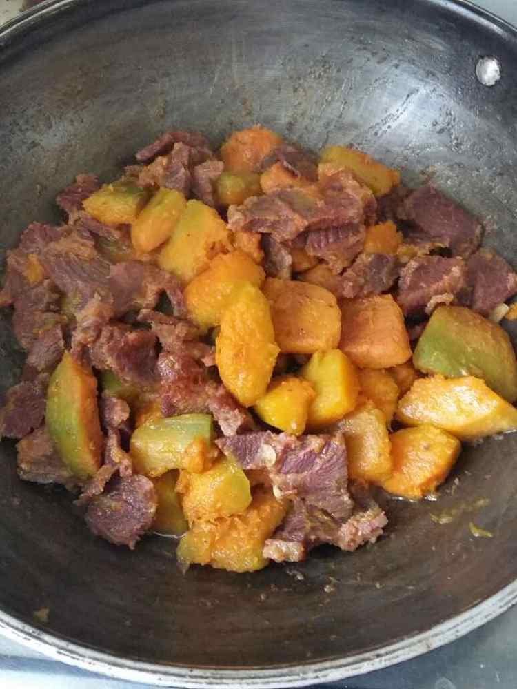 南瓜炒牛肉