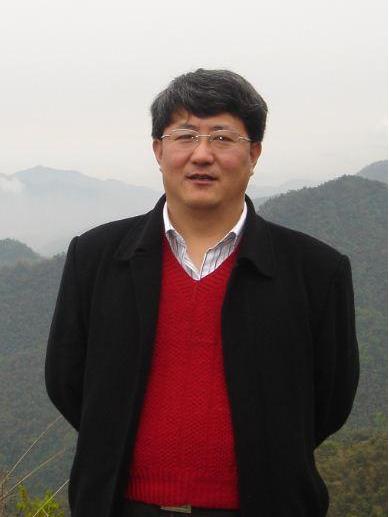  p data-id="gn94elnm6w">王和平,男,汉族,出