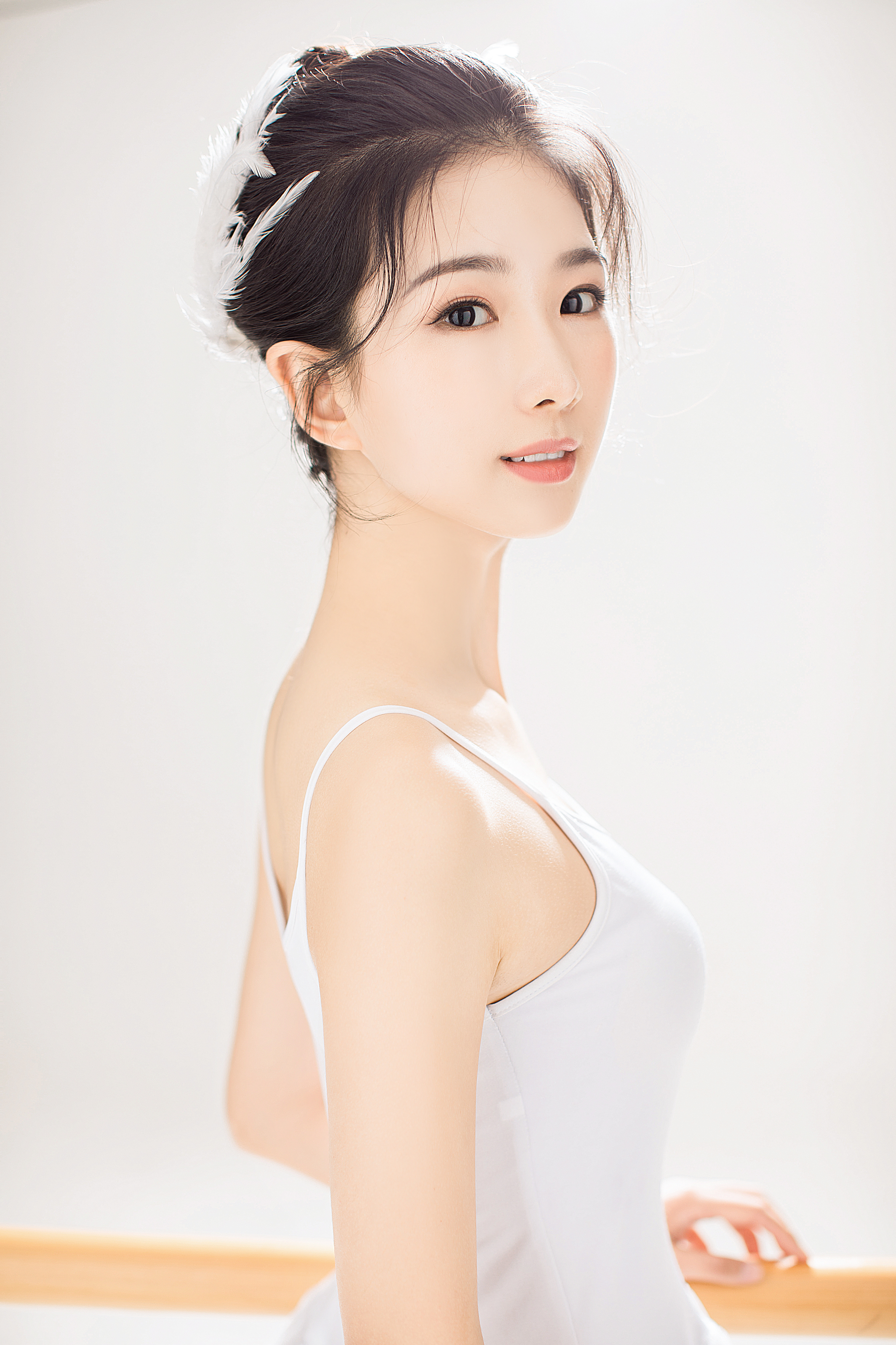 ="gnbttqvfml">王曦苒,原名王丹妹,1996年3月21日出生于河北省沧州市