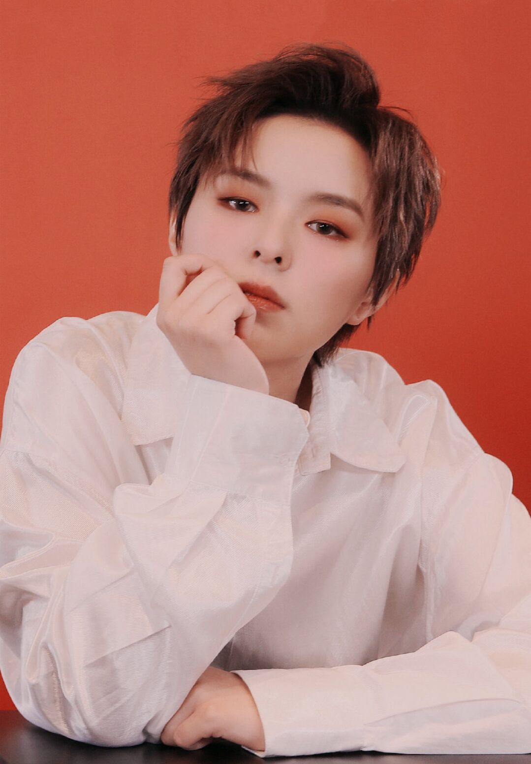  p>杨芸晴(sunnee),1996年9月28日出生于泰国曼谷,泰籍华裔女歌手