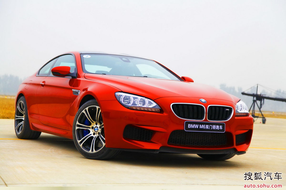 宝马m6跑车