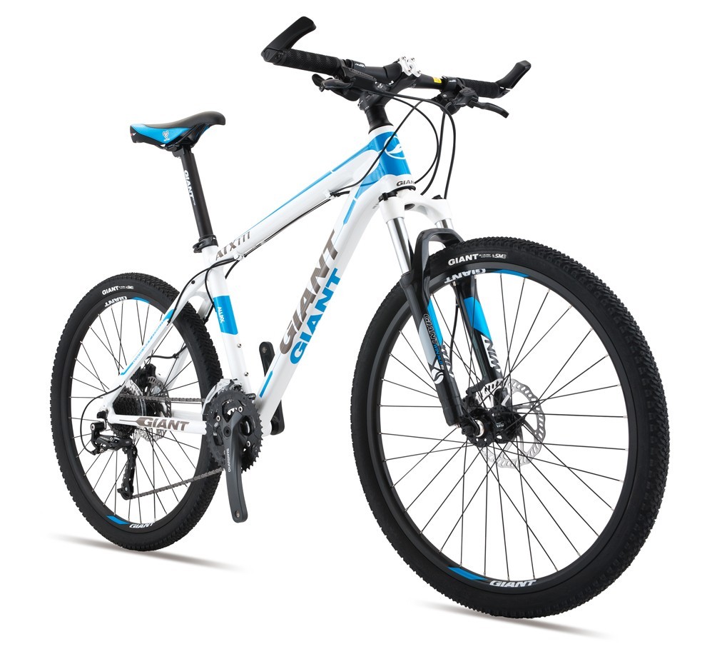  p>捷安特atx777是atx770-d的升级版本,在各方面性能都有所提高,是