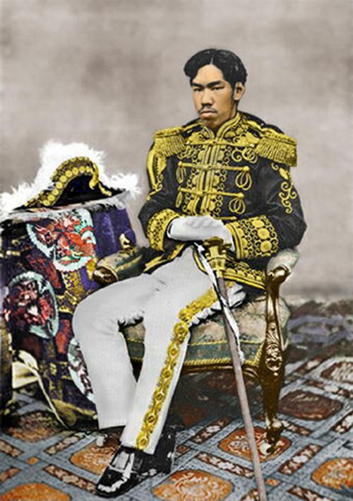  p> b>明治天皇 /b>(日语: i>めいじてんのう /i>,1852年11月3日-1912