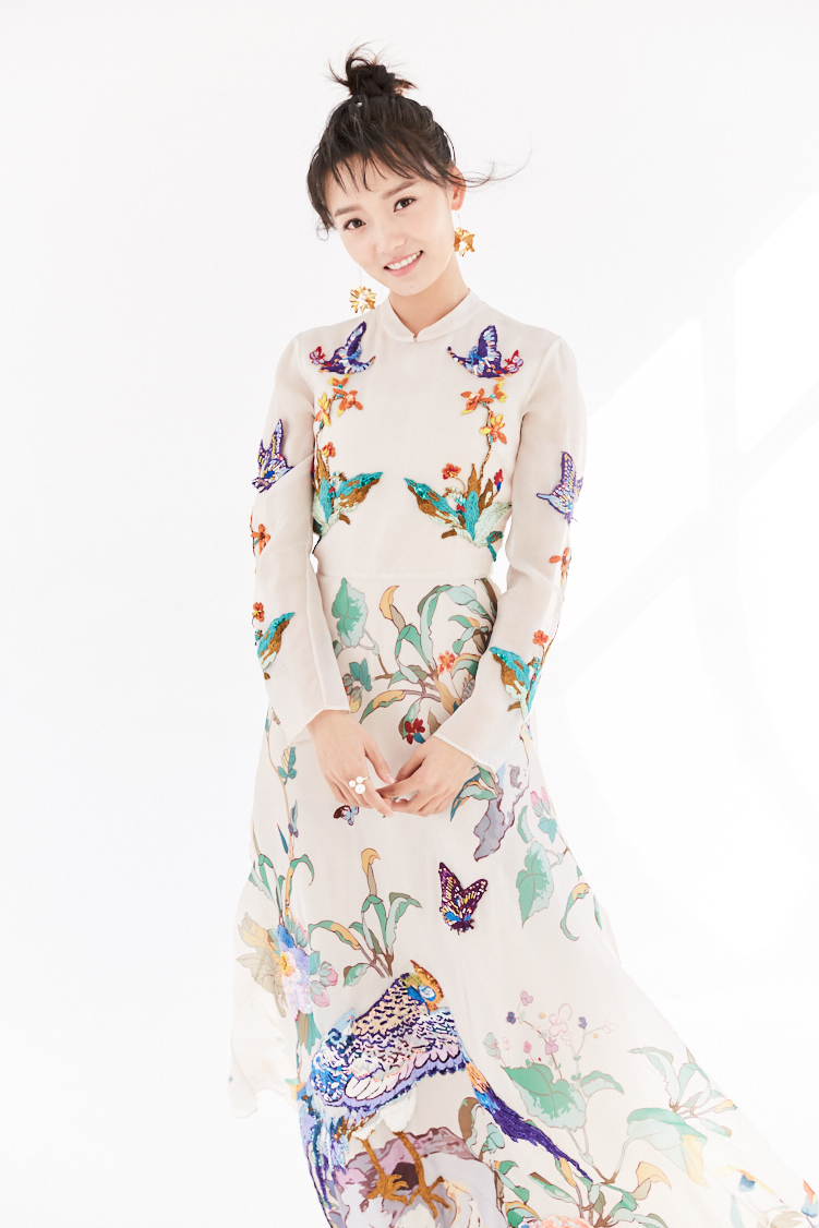  p>林源,原名林园,3月15日出生于北京,中国内地女演员,毕业于 a