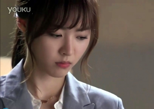  p>李沇熹(李妍熙),韩国女演员.