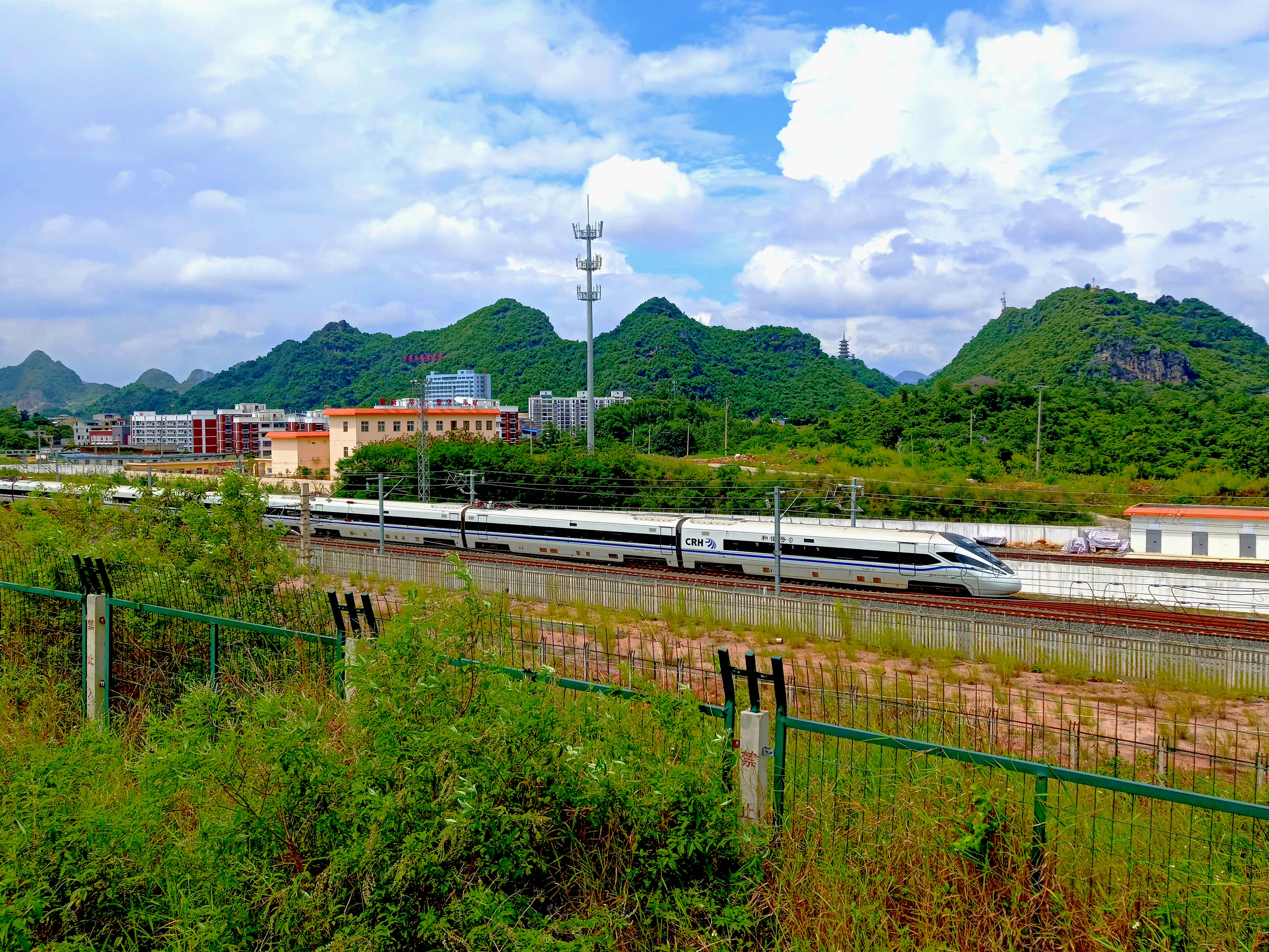 成昆铁路扩能改造工程广昆复线