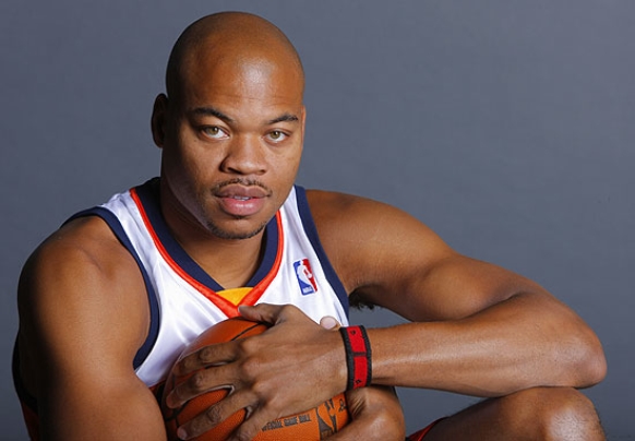  p>德文·乔治,1977年8月29日出生于美国 a href="#" data-lemmaid="