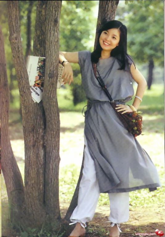  p>邓丽君(1953年1月29日-1995年5月8日),出生于中国台湾省云林县褒忠