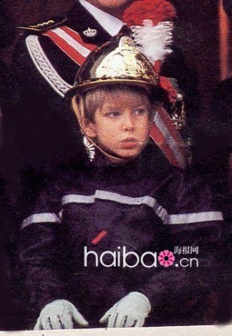 href="#" data-lemmaid="10484689">王子 /a>安德烈(andrea casiraghi