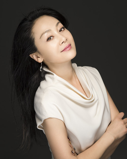  p>王姬,1962年7月20日出生于北京,祖籍陕西西安,毕业于北京人民艺术