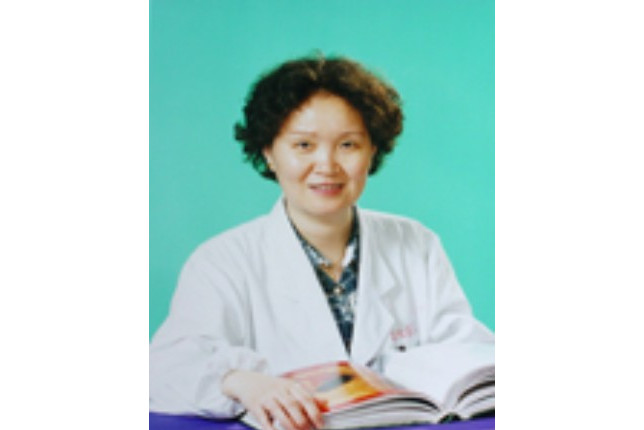  p>李晓,女,上海交通大学附属第六人民医院血液内科主任医师,血液病理