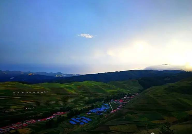  p>大红沟镇,隶属于甘肃省 a target="_blank" href="/item/武威市