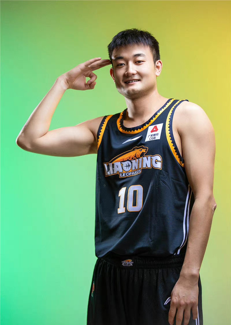 丛明晨