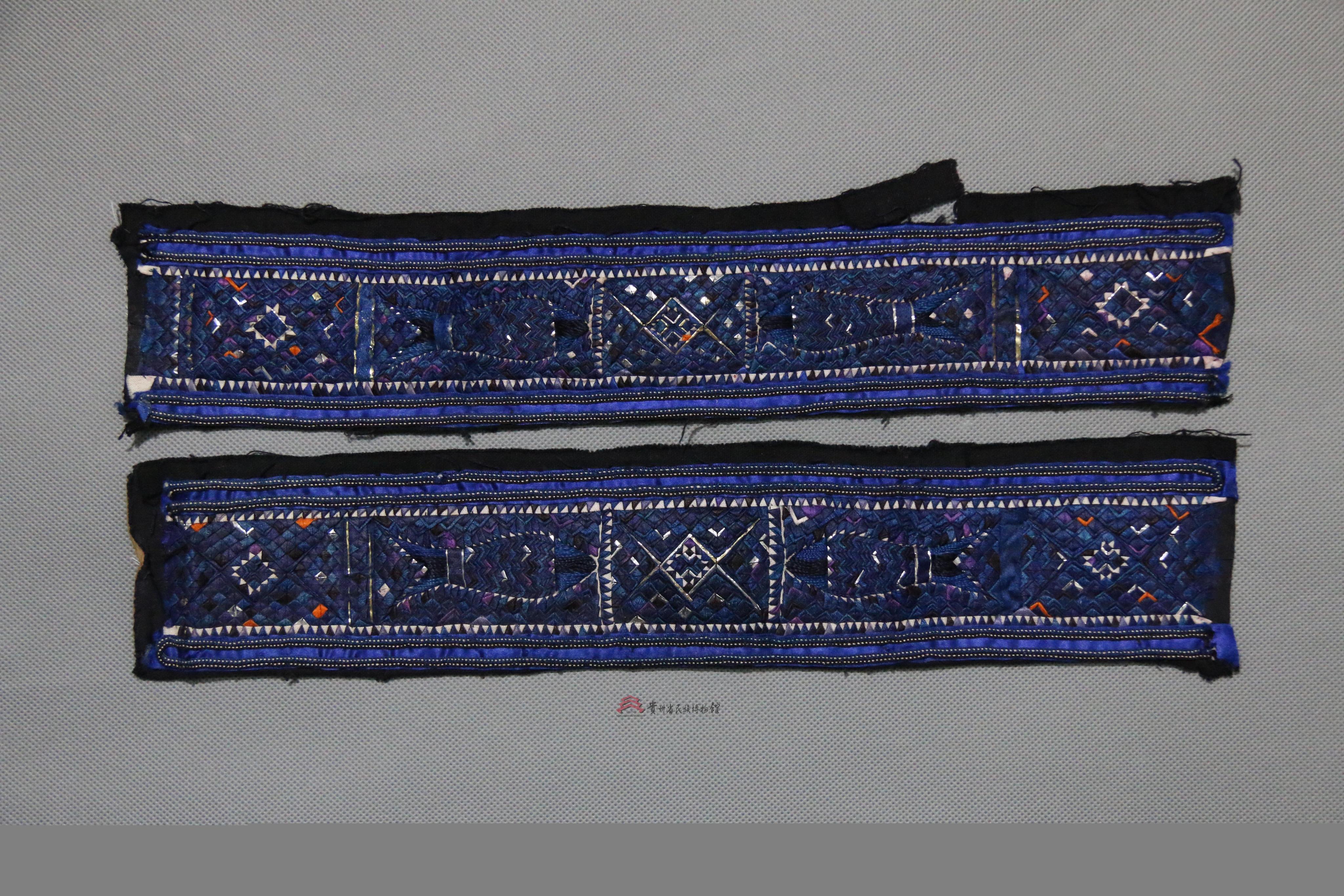 当代台江苗族堆绣鱼纹绣片