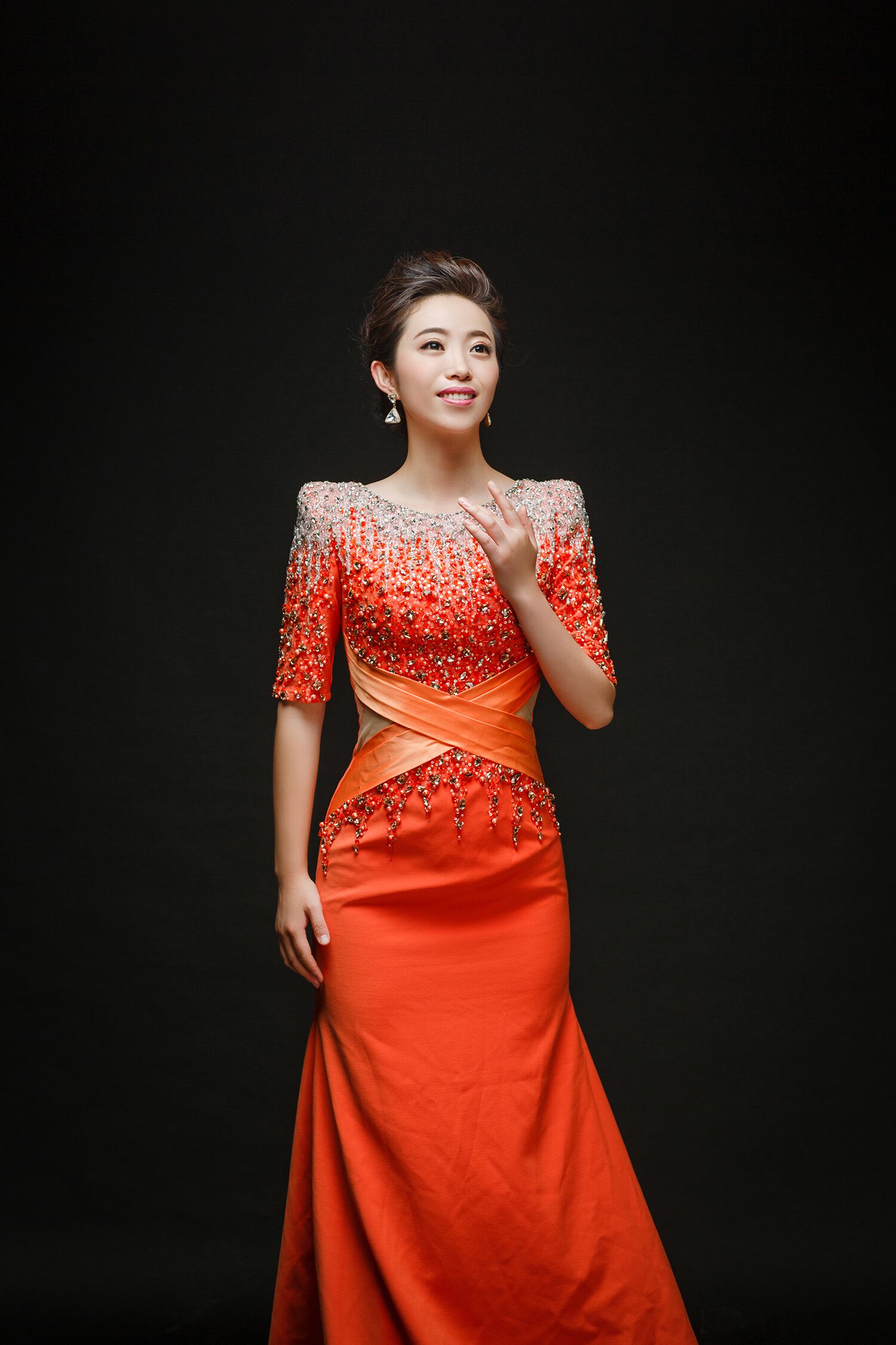  p data-id="2ixvupe5mzh">王文婕,青年女高音歌唱家,青年女高音歌唱