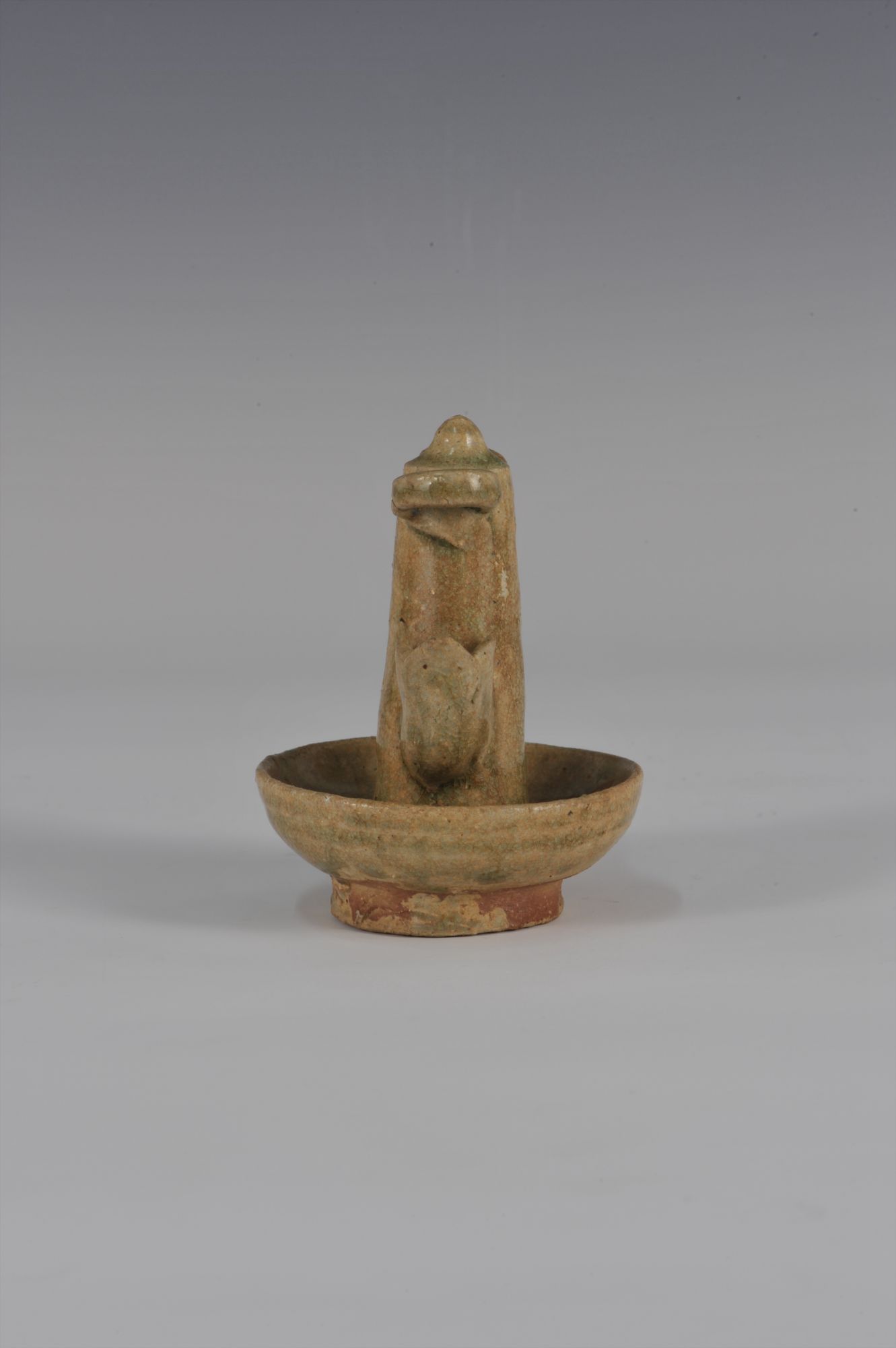 南朝洪州窑青釉莲花灯