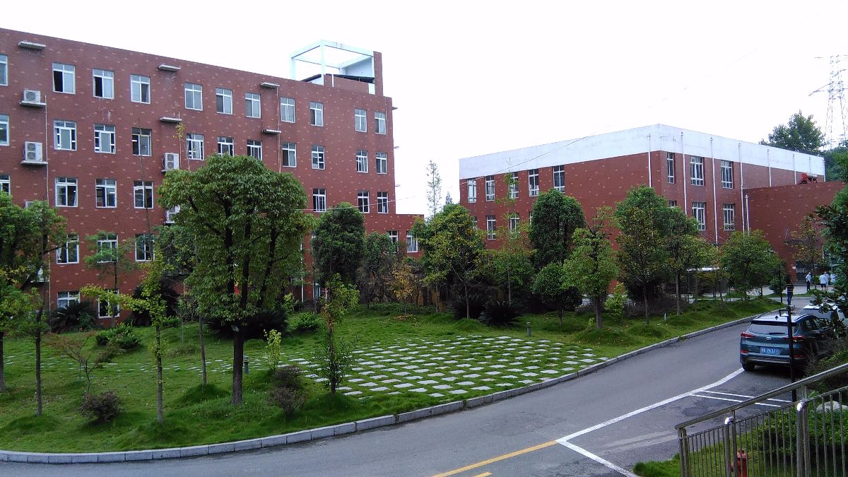  p>宜昌市第二十五中学位于 a href="#" data-lemmaid="1436958">宜昌