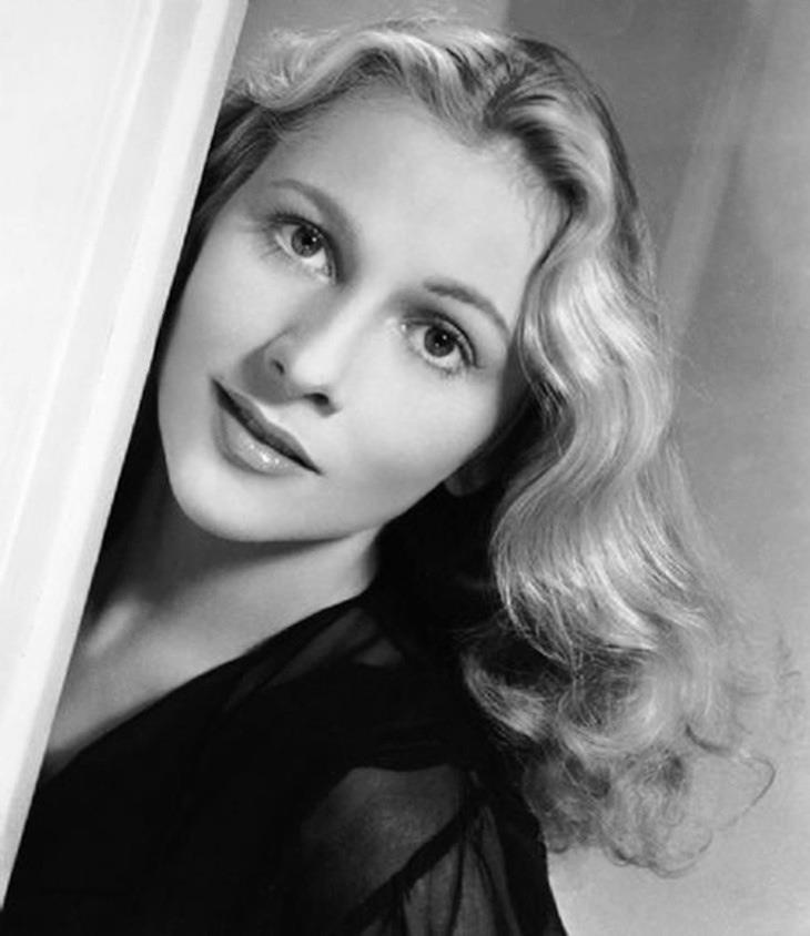 1917年11月21日—2013年12月15日),出生于日本东京,美国影视女演员