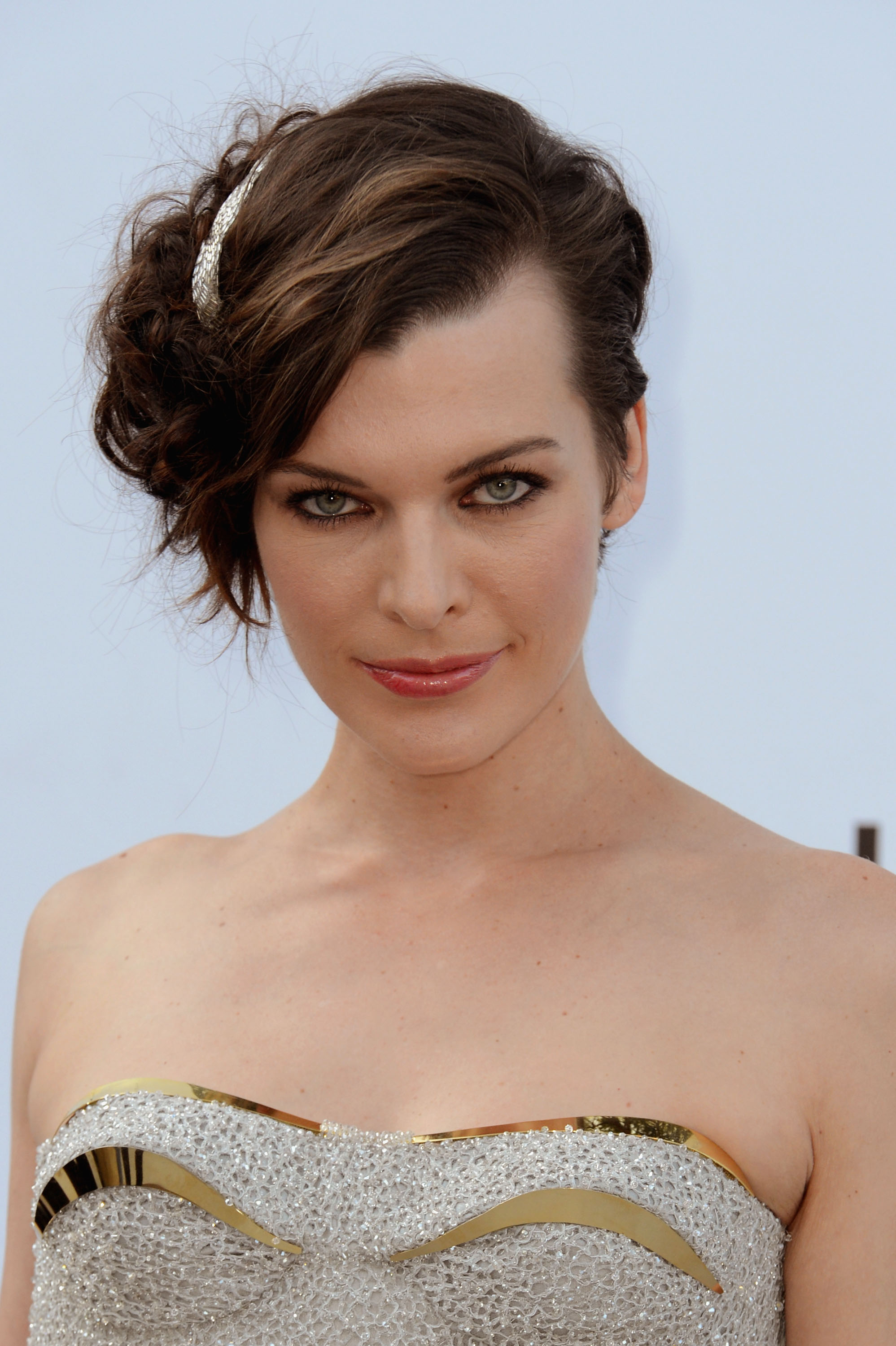 米拉·乔沃维奇