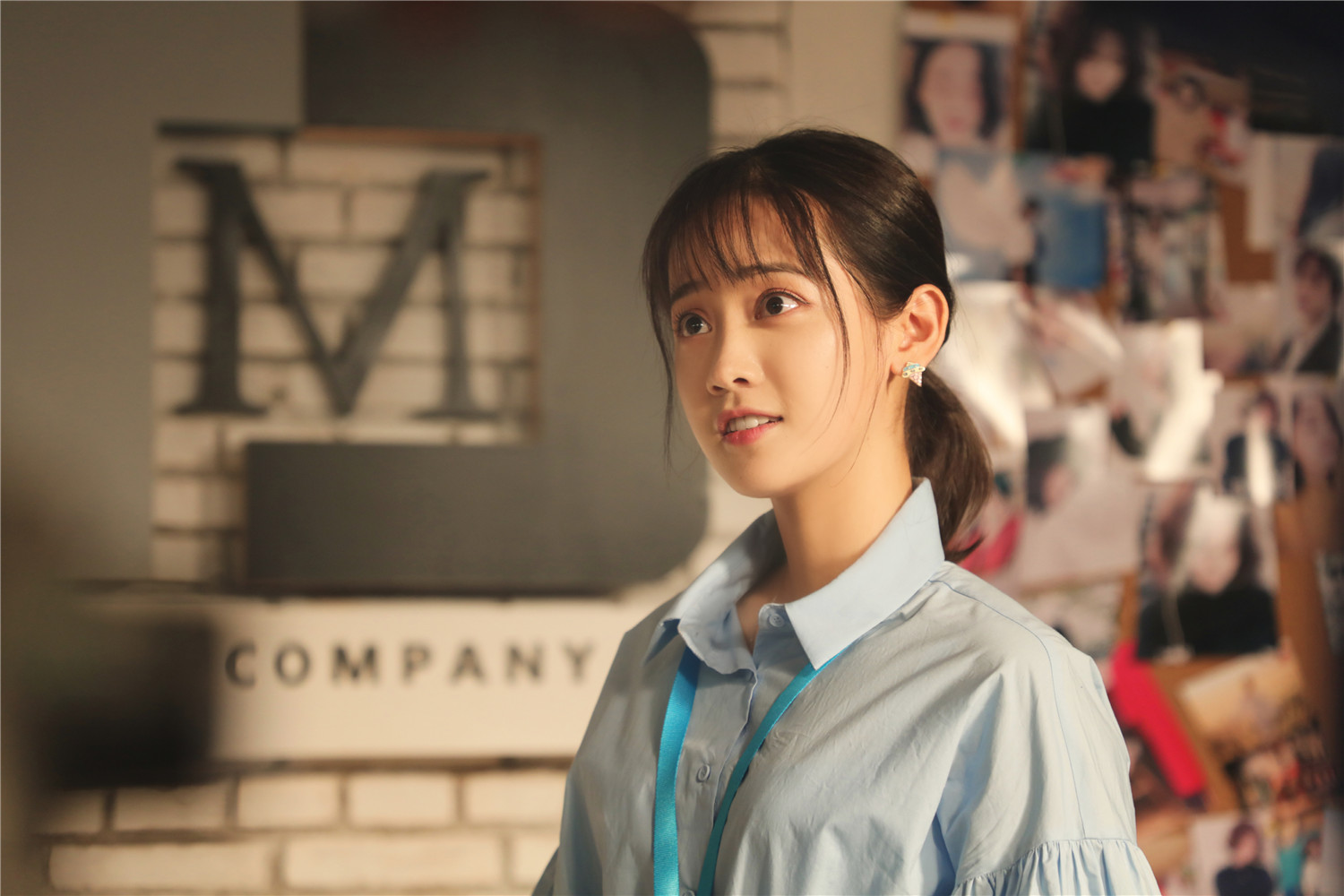  p>郑湫泓(greenly),原名郑泽漫,1990年11月25日出生于广东省揭阳市