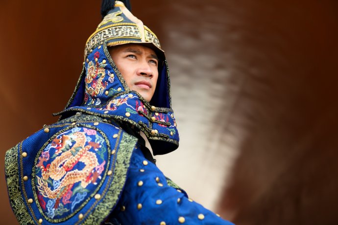 何晟铭