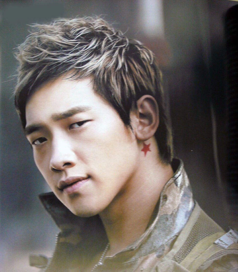  p>郑智薰(rain),1982年6月25日出生于韩国首尔,韩国流行男歌手,演员