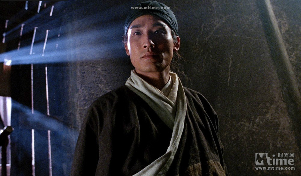  p>《新龙门客栈》是由香港思远影业与潇湘电影制片厂联合制作的武侠