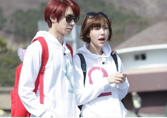  p>《我们结婚了第二季》讲述的是假扮成新婚夫妇的三对明星,真的将