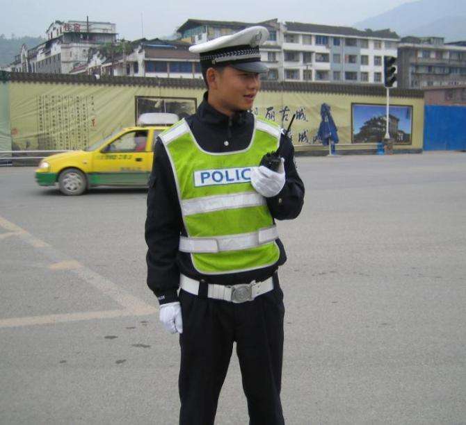  p>中国 a target="_blank" href="/item/人民警察/1709398" data