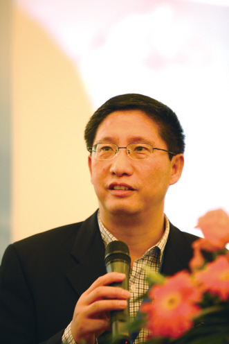 鲁先平