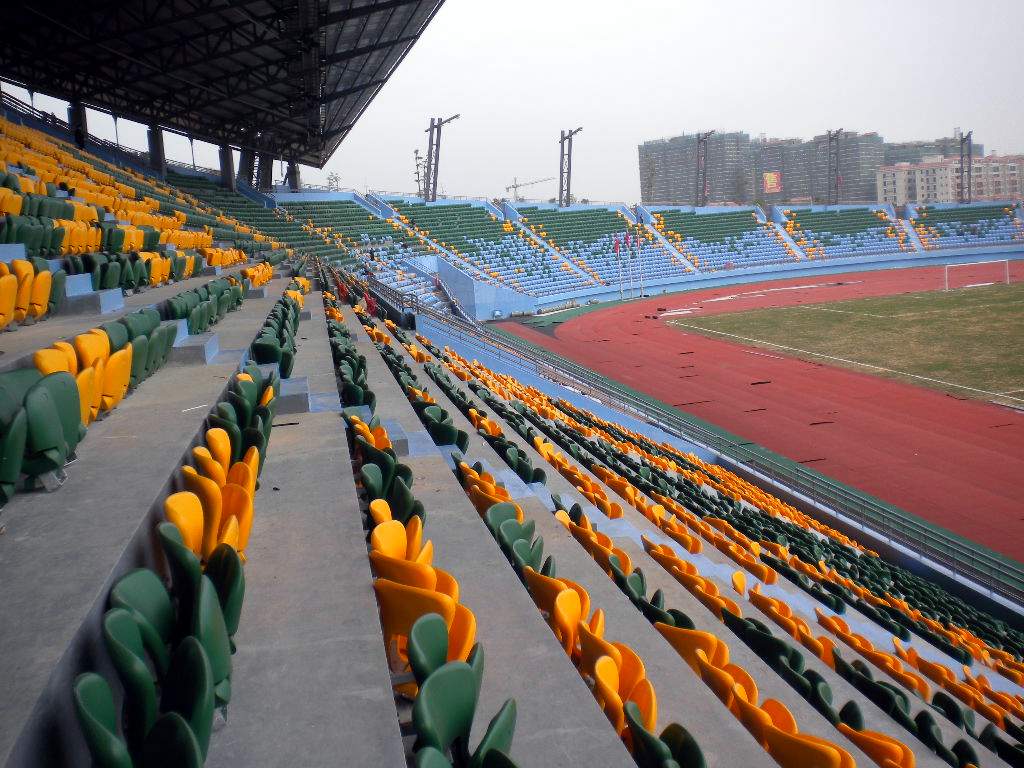 梅县曾宪梓体育场