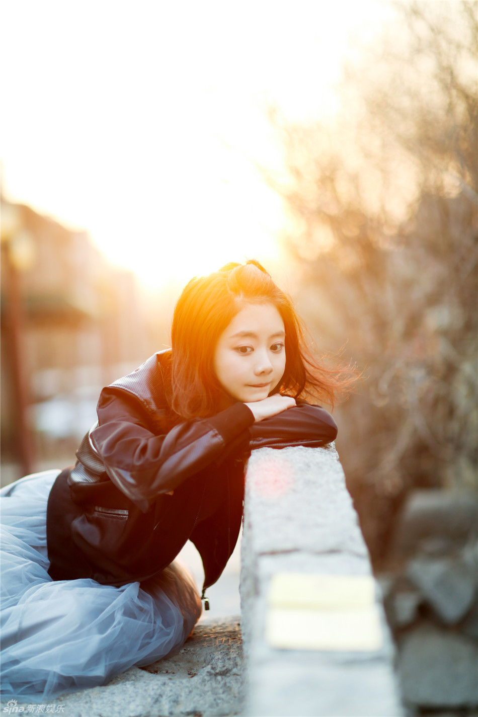  p>谭松韵,1990年5月31日出生于四川省泸州市叙永县,中国内地影视女