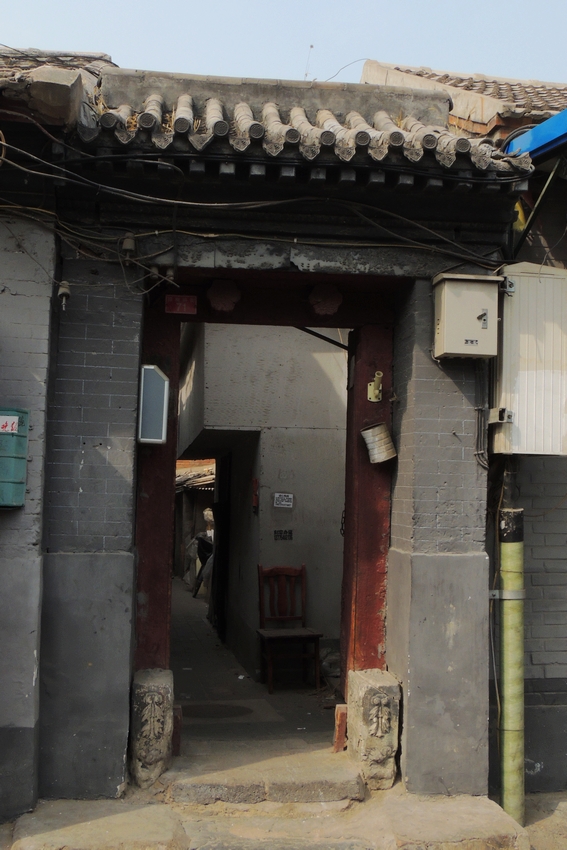  p>王广福斜街即棕树斜街,曾叫王寡妇斜街,东连大,小李纱帽胡同,西接 