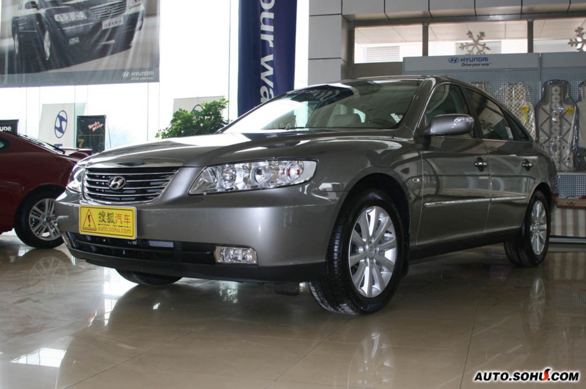 data-lemmaid="6086587">韩国现代 /a>把全新的azera豪华轿车正式引入