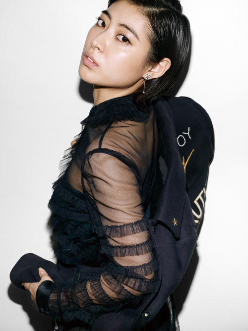  p>泷本美织,1991年10月16日出生于日本鸟取县,日本女演员,歌手.