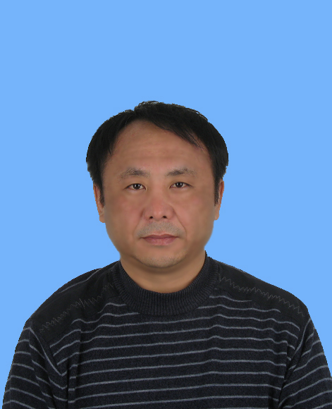 1989年10月入党,省委党校法律专业大学毕业,政工师,现任中共嘉荫县委