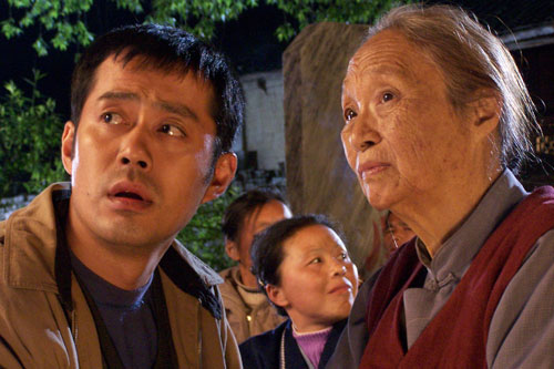  p>《亲兄弟》是由河北电影制片厂和 a target="_blank" href="/item