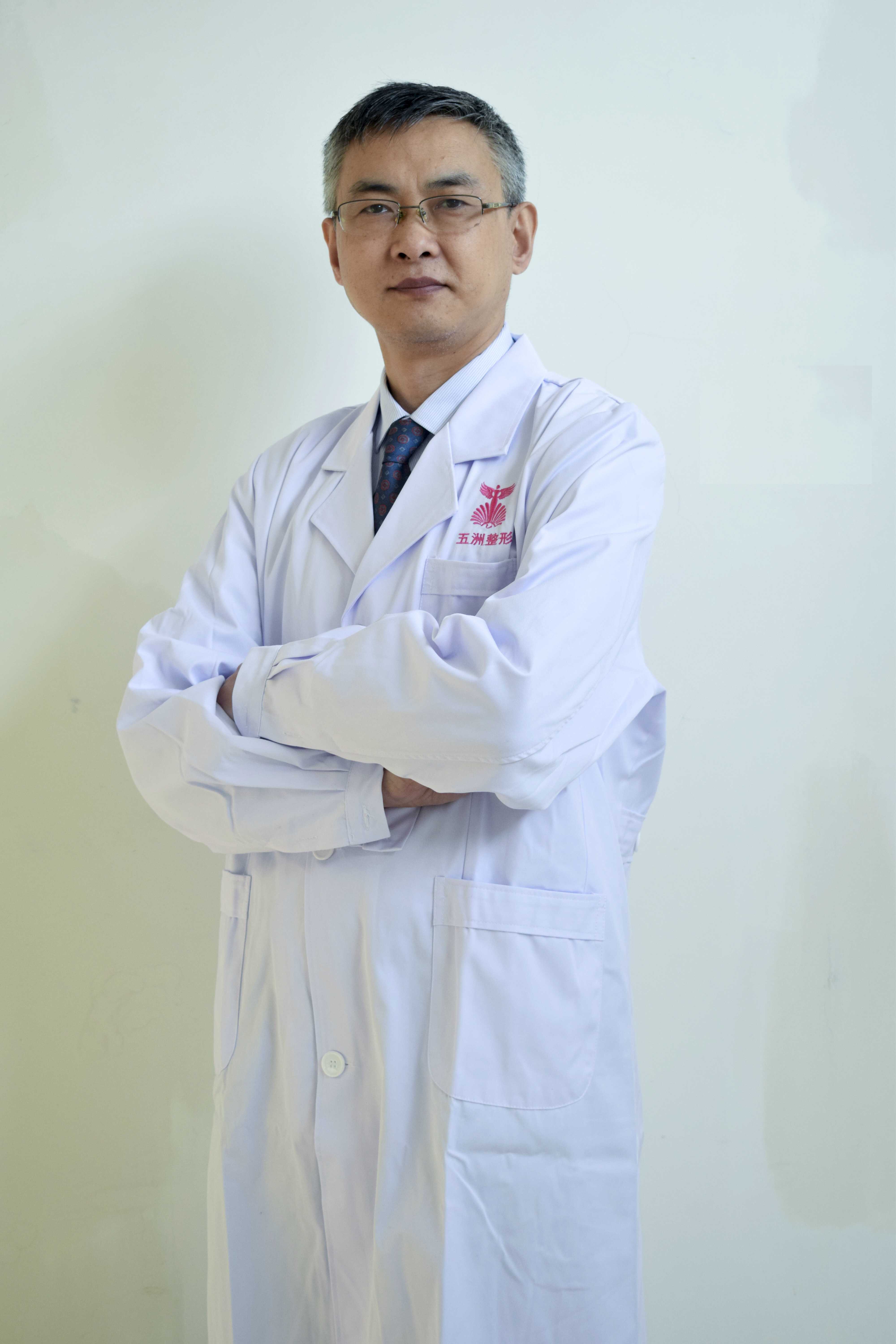 卢刚
