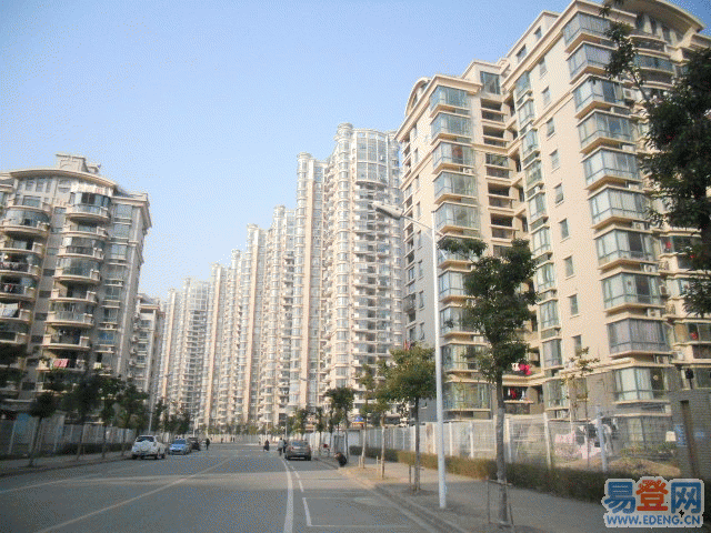  p>明发滨江新城位于 a href="#">南京市 /a>浦口区,坐落于 a href="