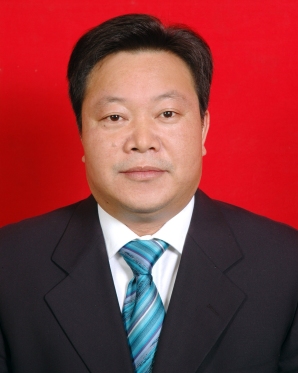  p data-id="gnb3h3wok2">谢祖鹏,男,汉族,1962年8月出生,江西广昌人
