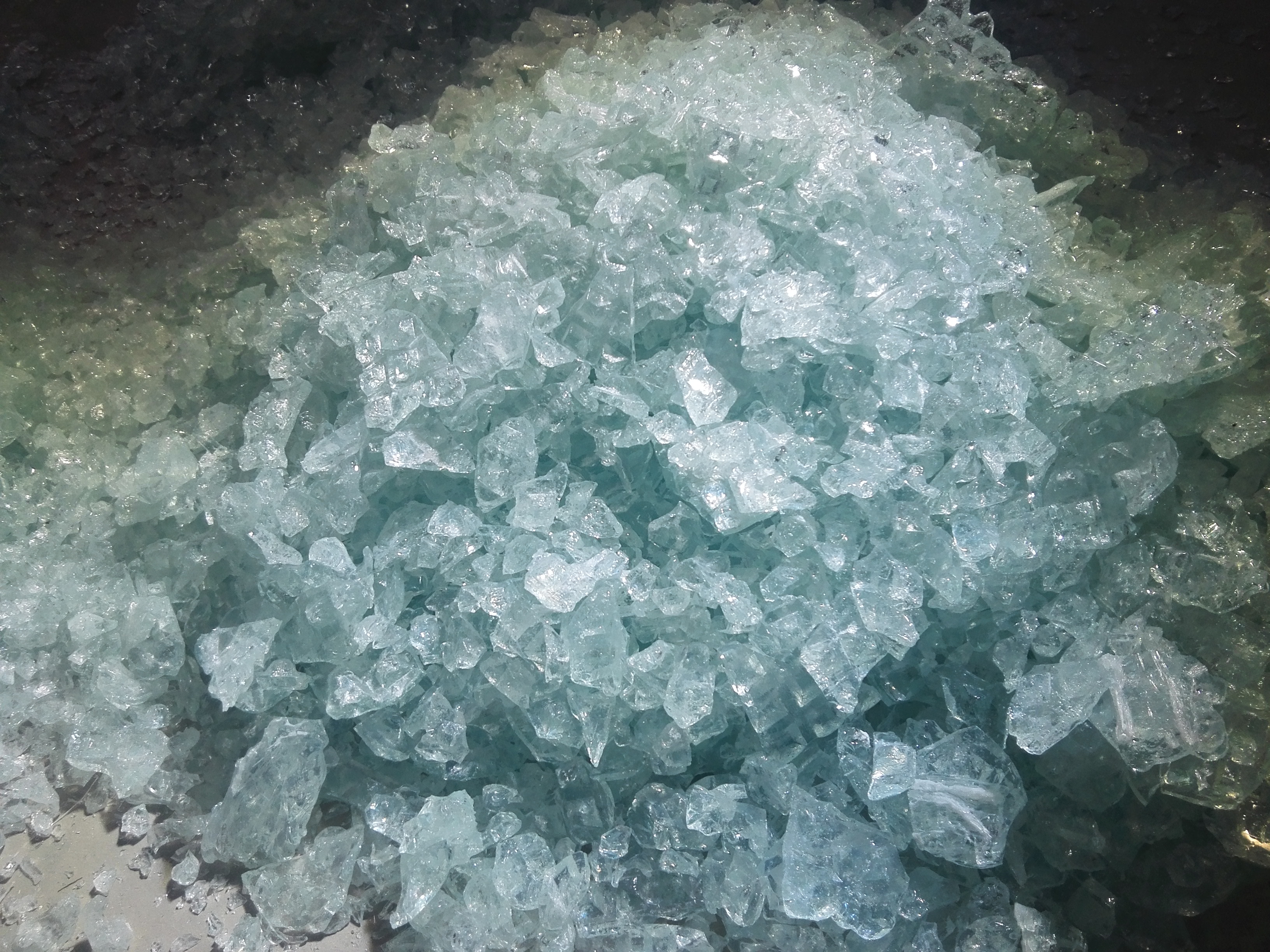  p>硅酸钾是无色或微黄色半透明至透明玻璃状物.