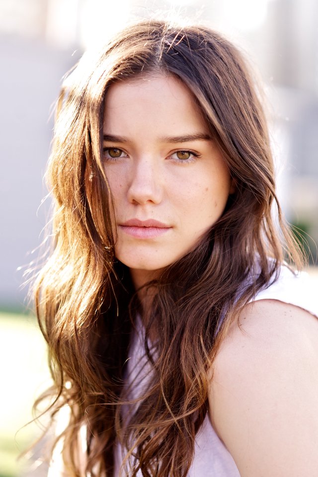  p>汉娜·曼根·劳伦斯,1991年3月5日出生于新南威尔士州卧龙岗