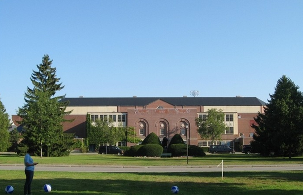  p>缅因大学(the university of maine)是 a target="_blank" href="