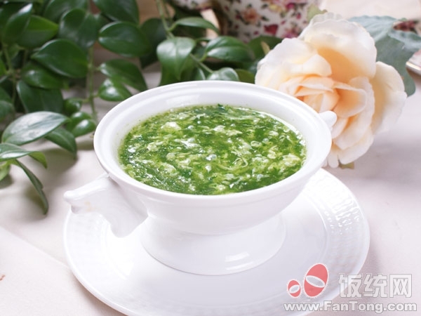  p>珍珠翡翠白玉汤是一道用白菜帮子,菠菜叶儿(翡翠),馊豆腐( a href=