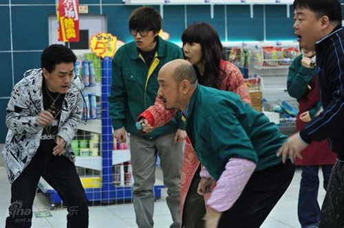  p>《夜店》是北京橙天华音音乐制作有限公司出品的一部喜剧电影,影片