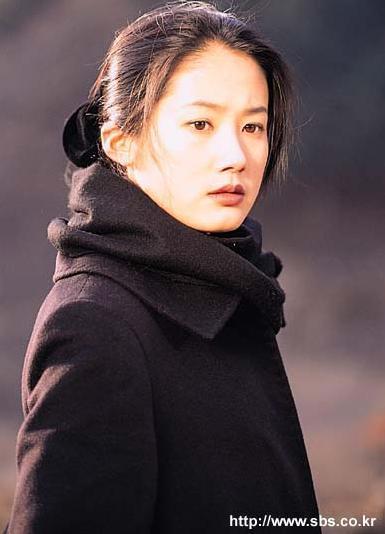  p>沈银河,1972年9月23日出生于韩国京畿道金浦市,韩国女演员.