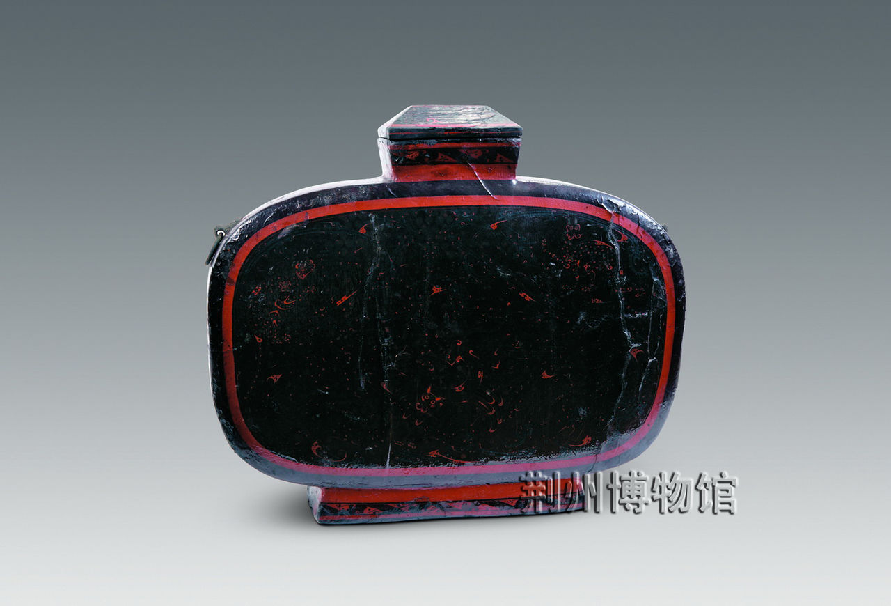 西汉豹纹大扁壶